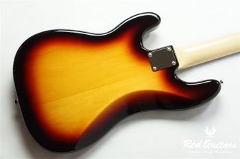 MADE IN JAPAN TRADITIONAL 60S PRECISION BASS® - 3Tone sunburst